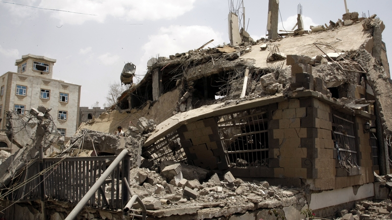 The UN says there have been heavy casualties because of air strikes in Yemen