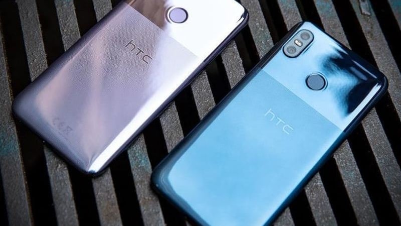 The HTC U12 life has a dual camera