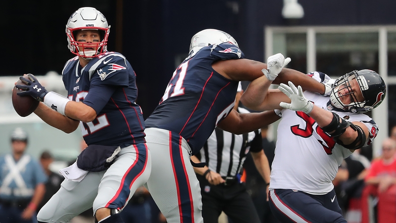 Brady gets ready to pass against the Texans