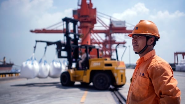China and the US are trying to hammer out a deal ahead of the March 1 deadline