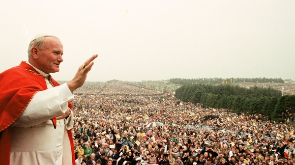 The Pope greets the faithful in Ireland in 1979