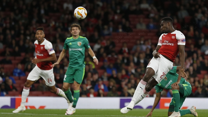Danny Welbeck scores the Gunners' second goal