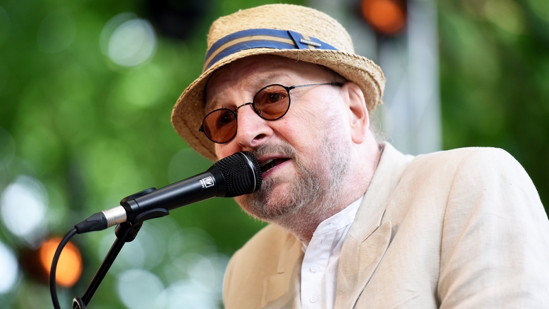 Chas Hodges has died aged 74