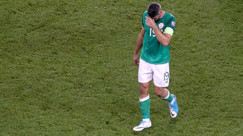 Republic of Ireland striker Jon Walters has returned to his parent club Burnley