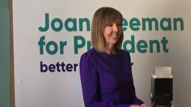 A feachtas toghchánaíochta seolta ag Joan Freeman