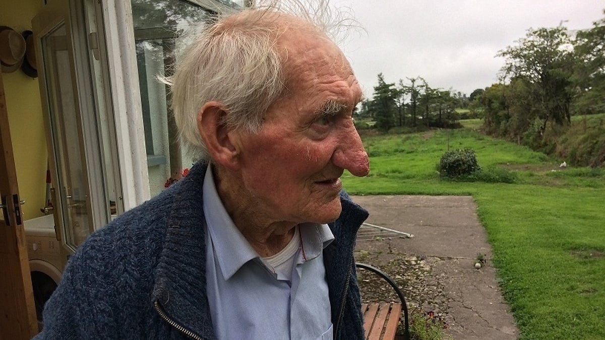 Micheál de Paor, feirmeoir ón Seanaphobal sna Déise. 