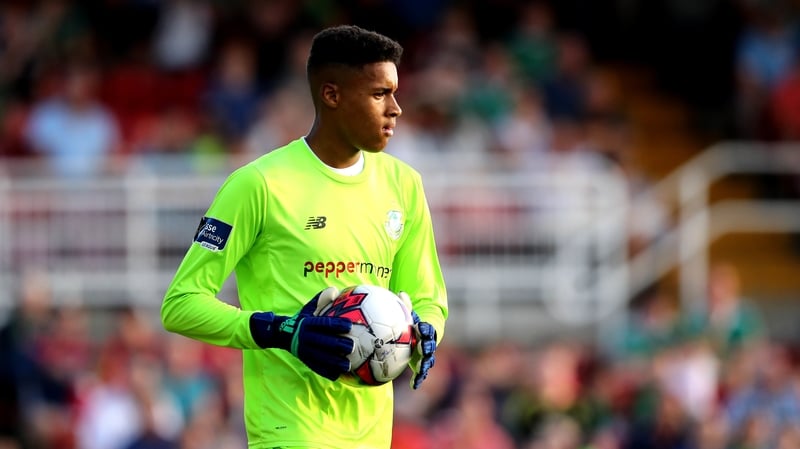 Gavin Bazunu will remain with the Shamrock Rovers first team until 2019
