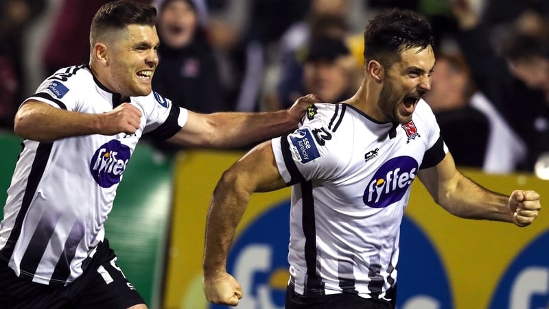 Pat Hoban celebrates his late strike to secure the title at Oriel Park