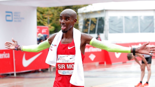 Mo Farah won his first major marathon title in Chicago on Sunday