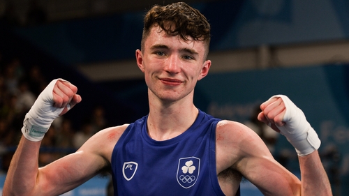 Dean Clancy eased past the challenge of Hichem Maouche