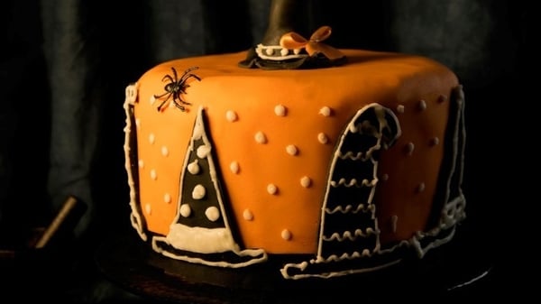 This witch's hat cake is sure to thrill your friends and family