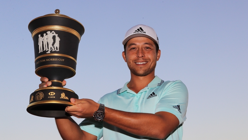 Xander Schauffele with the trophy