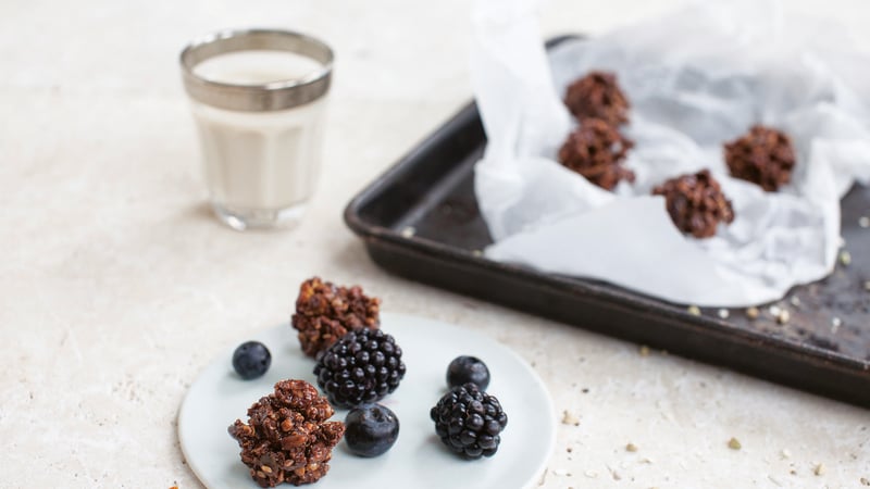Chocolate Granola Clusters