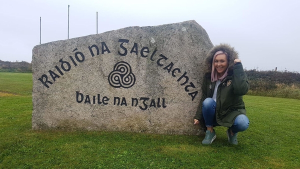 Sprioc bainte amach ag Turas Tracy- éist lena clár ón nGaeltacht!