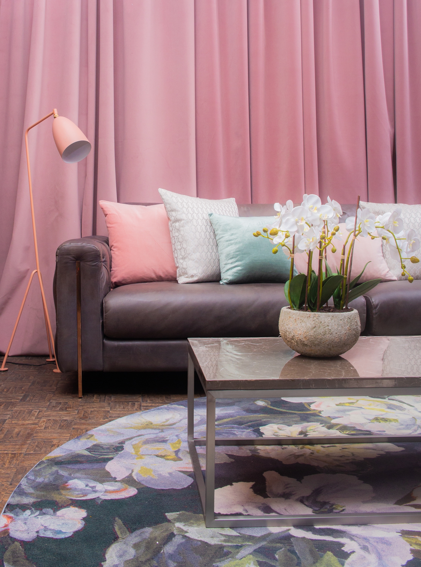 Italian Glamour featured blush pink with 70s inspired gold lighting