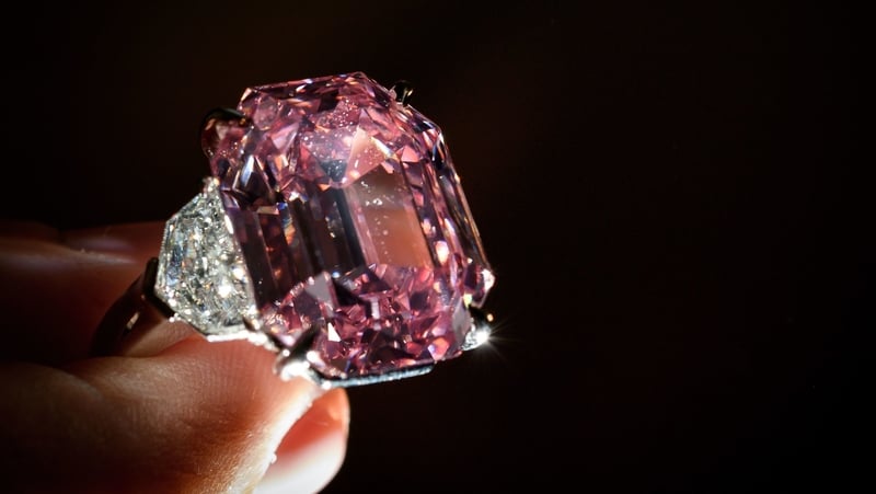 9% of Irish households own jewellery worth more than €10,000, new research shows