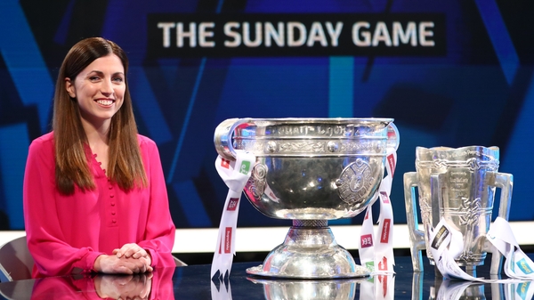 Joanne Cantwell will be joined by Des Cahill for today's special show