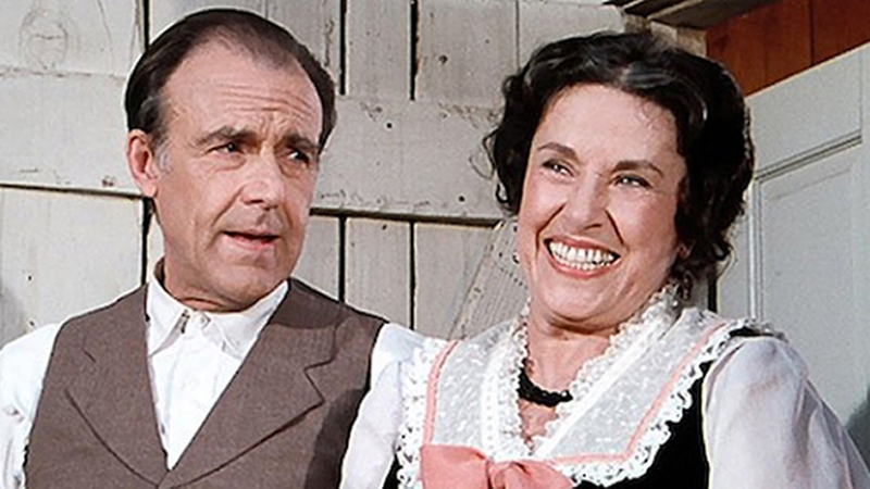 Richard Bull and Katherine MacGregor as Nels and Harriet Oleson Photo credit: NBC/Little House on the Prairie/Twitter