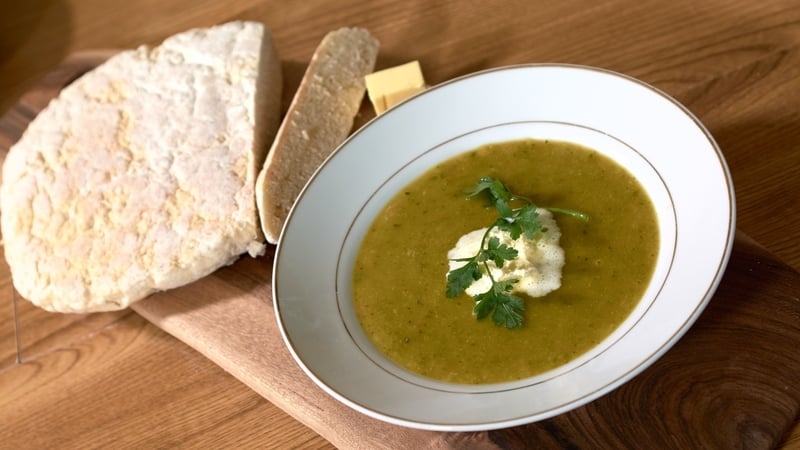 Vegetable Soup and Soda Bread