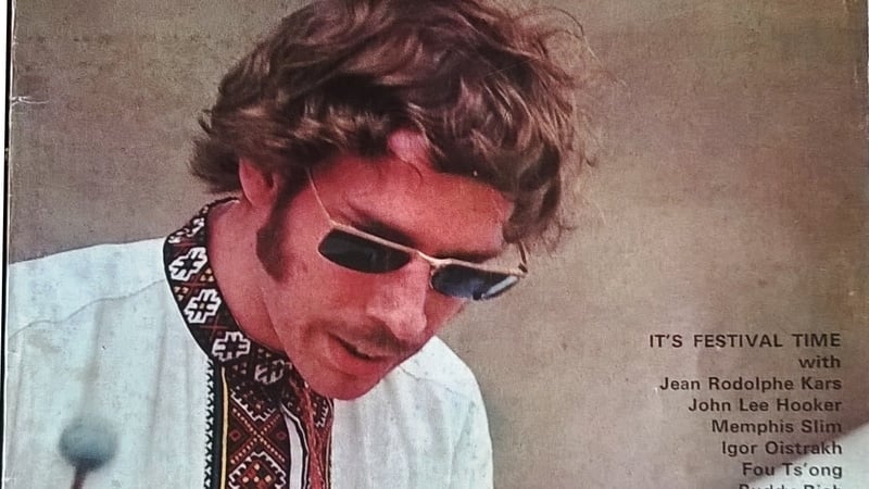 Vibes player Gary Burton on the cover of the Belfast Festival 69 programme