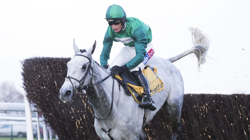 Bristol De Mai won six times at Aintree