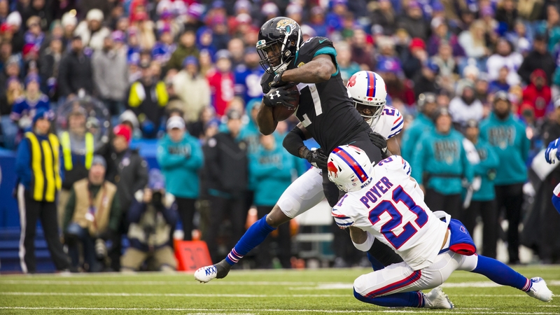 Leonard Fournette is brought down