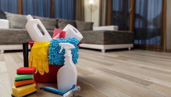 The best cleaning hacks are always on Facebook.