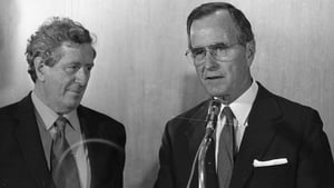Vice President George HW Bush acknowledges the welcome to Ireland by Taoiseach Garret FitzGerald in 1983