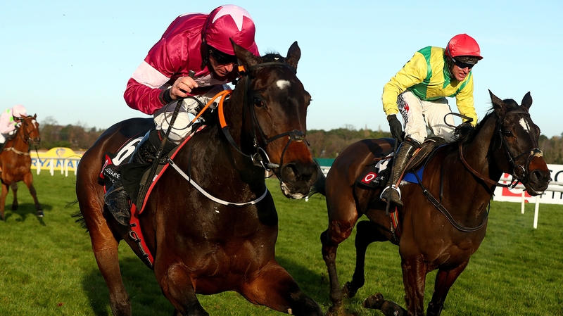Apple's Jade (L) beats Supasundae at Leopardstown last December