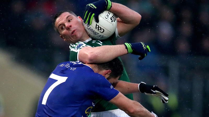 Kevin Cassidy in possession against Scotstown