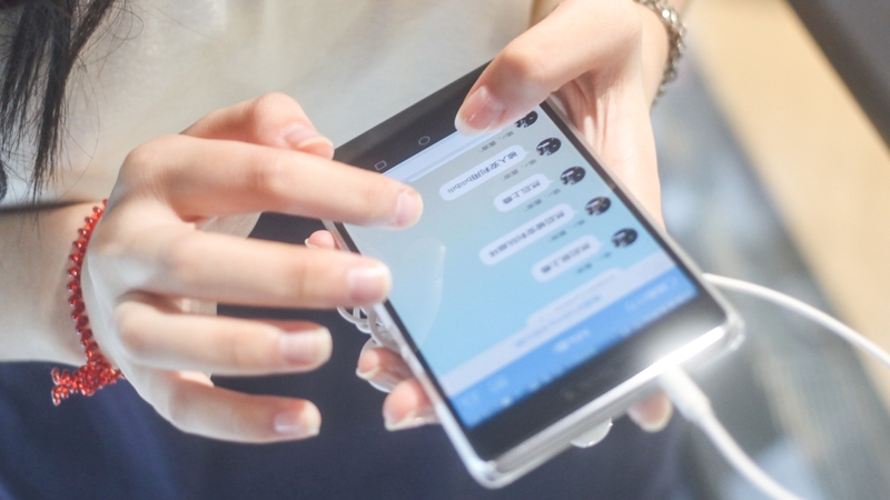 The popularity of messaging apps like Whatsapp have seen SMS and MMS volumes fall by a third in the past three years