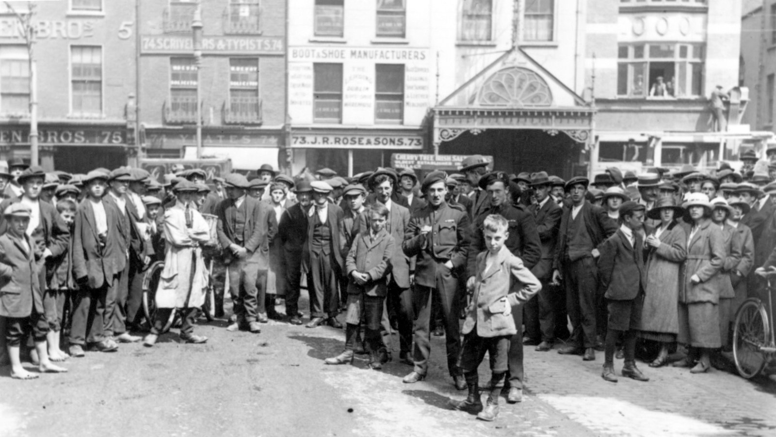 While deaths continued around the country, Dublin crowds gathered outside Dublin Castle to celebrate the signing of the Truce. Photo: Mercier Archives