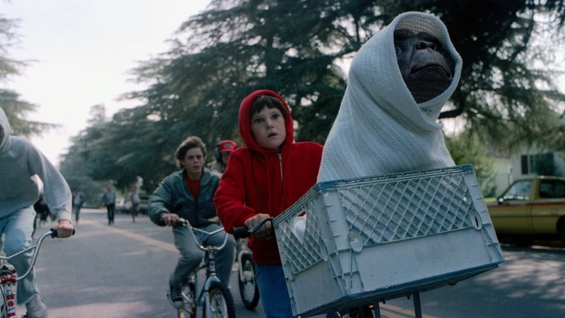Original ET model up for auction