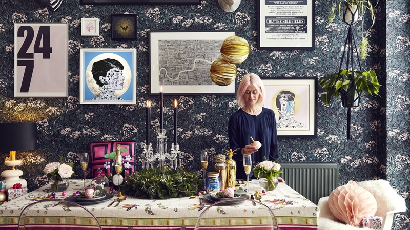 Blogger Emily Murray from The Pink House reveals how to style up your table.