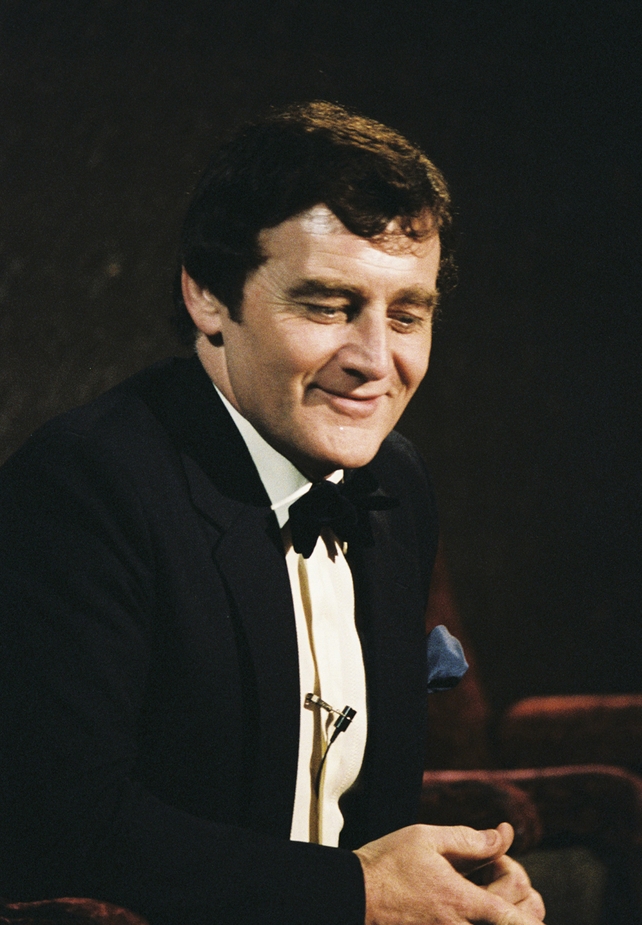 Larry presents Tips of the Tops 1982