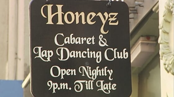 Honeyz lap dancing club, Capel Street (2004)