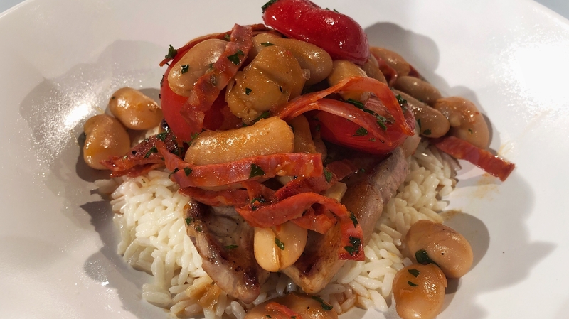 Serve with rice, mash or boiled potatoes.