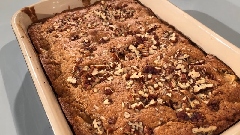 Wade's Baked Apple, Cinnamon & Nut Pudding