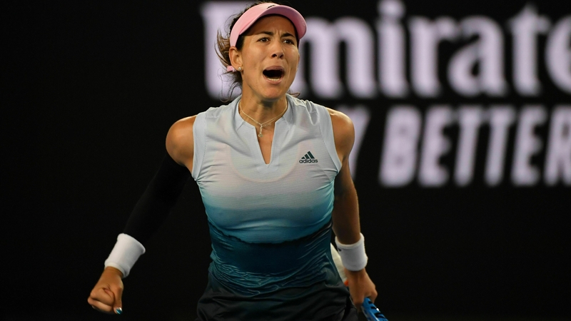 Spain's Garbine Muguruza ledt it late in every sense to see off Johanna Konta