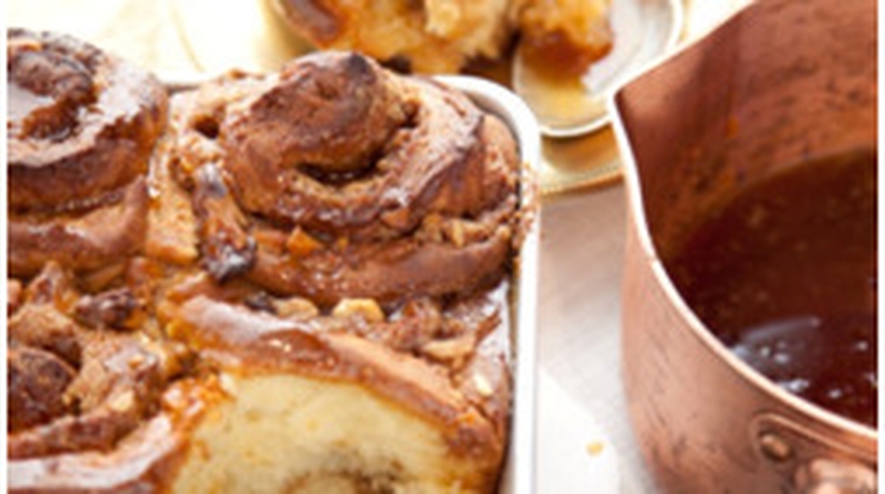 Kevin Dundon's Cinnamon & Maple Glaze Rolled Brioche Buns