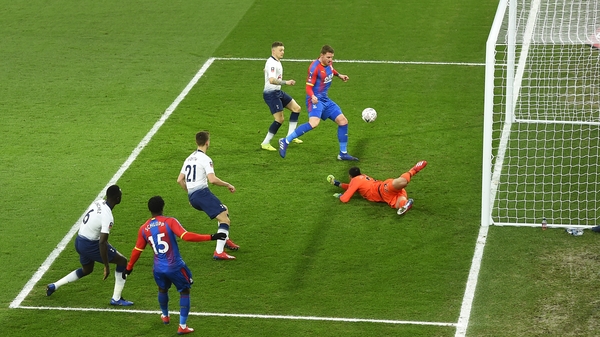 Wickham about to score against Spurs