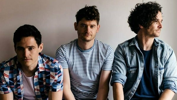 2FM Rising with SEAT: Listen to Higher by True Tides