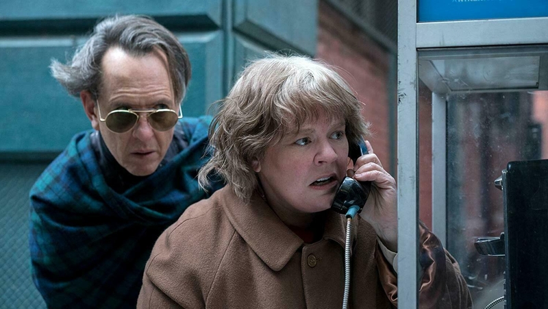 Richard E Grant and Melissa McCarthy in Can You Ever Forgive Me?