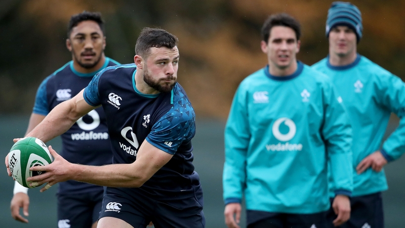 Robbie Henshaw has been chosen ahead of Rob Kearney