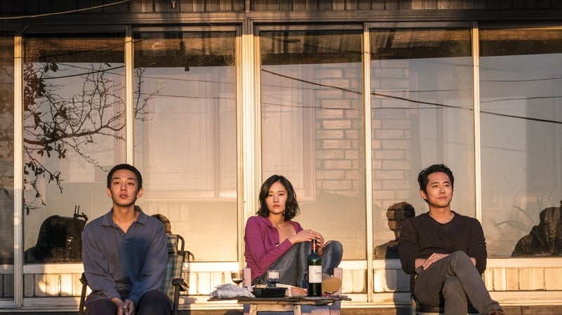 Burning: the director Chang-dong Lee keeps us guessing, we see very little of what's coming.