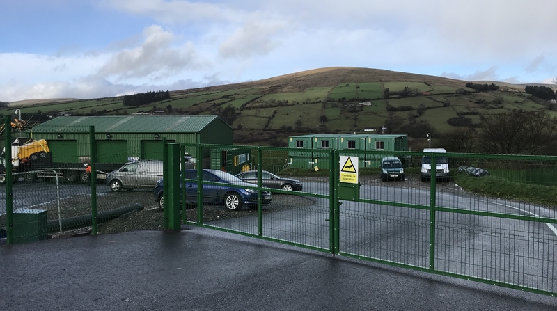 Mianach óir beartaithe don láthair seo sna Speiríní