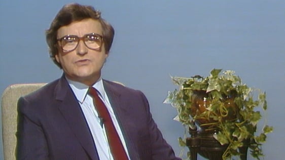 Arthur Murphy Presenter of Mailbag (1985)