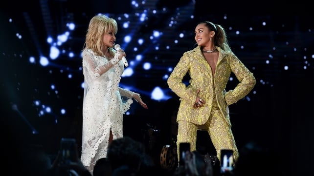 Dolly Parton, Miley Cyrus