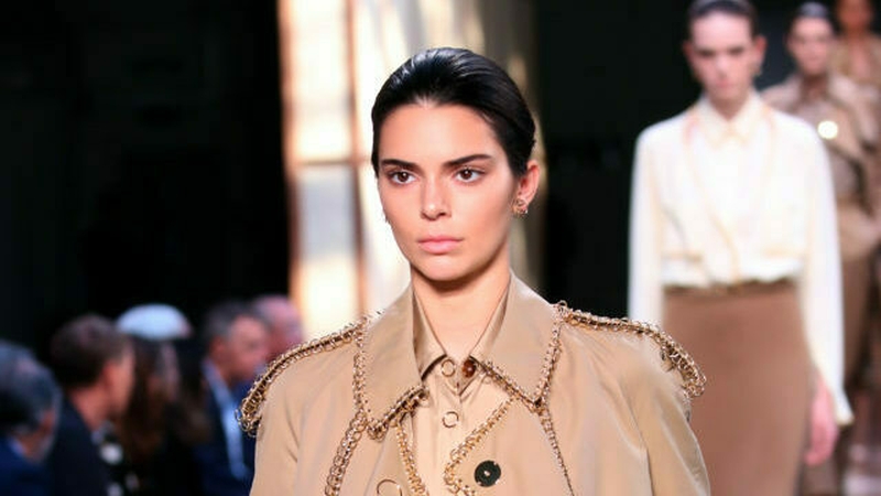 Model Kendall Jenner on the catwalk during the Burberry London Fashion Week SS19