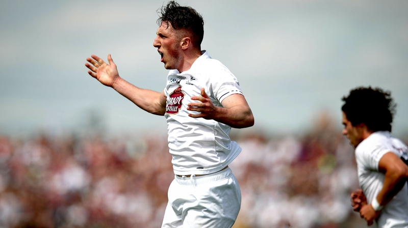 Neil Flynn hit five points for the victors